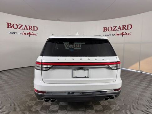 Used 2023 Lincoln Aviator Reserve w/ Equipment Group 201A AWD/4WD image 7