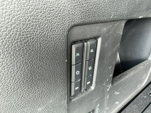 Used 2018 Ford Expedition Platinum AWD/4WD image 11