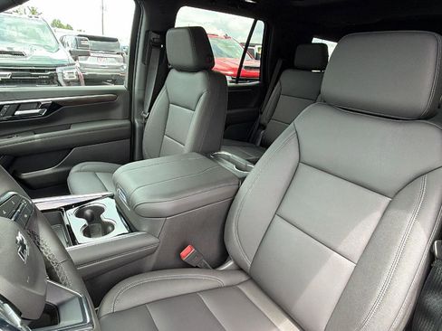 New 2026 Chevrolet Tahoe Z71 w/ Comfort Package AWD/4WD image 16