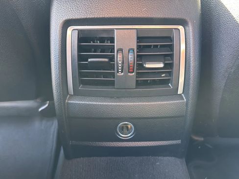 Used 2018 BMW 330e RWD image 27