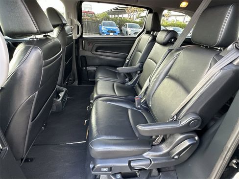 Certified 2024 Honda Odyssey Touring image 31