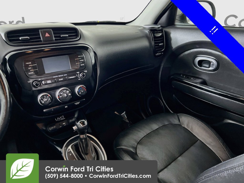 Used 2016 Kia Soul ! FWD image 24