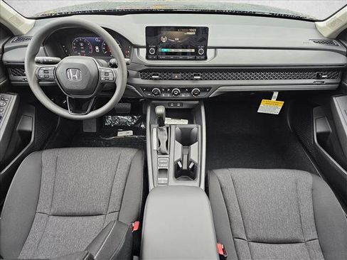 New 2025 Honda Accord SE image 10