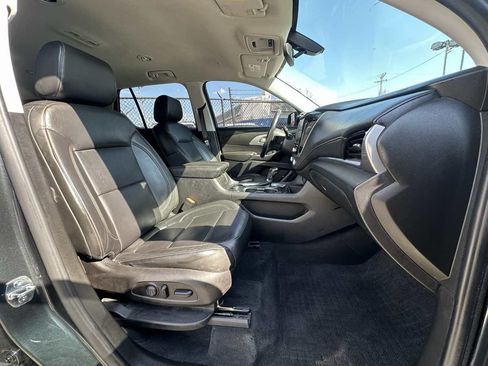 Used 2019 Chevrolet Traverse LT w/ LPO, Floor Liner Package AWD/4WD image 27
