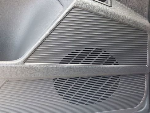 Certified 2023 Volkswagen Taos S FWD image 17