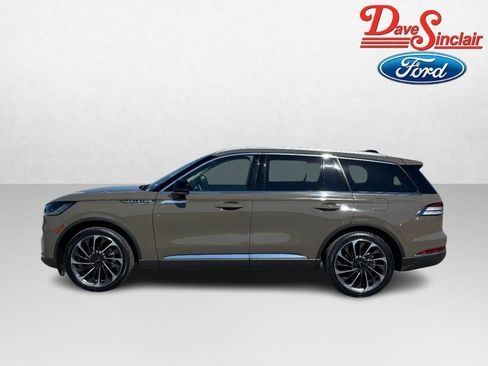 Used 2025 Lincoln Aviator Reserve w/ Equipment Group 201A AWD/4WD image 10