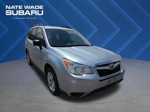 Used 2015 Subaru Forester 2.5i w/ Alloy Wheel Package AWD/4WD image 1