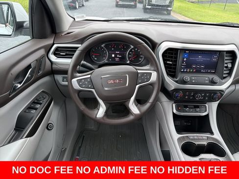 Used 2022 GMC Acadia SLT w/ Preferred Package FWD image 17