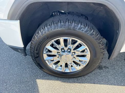 Used 2021 GMC Sierra 2500 Denali w/ Denali Ultimate Package AWD/4WD image 29