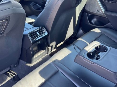 Certified 2025 BMW 530i xDrive image 23