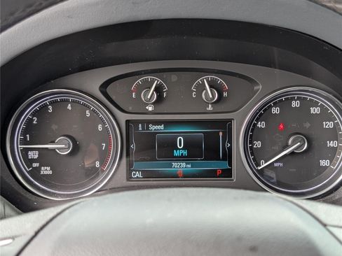 Used 2019 Buick Enclave Essence AWD/4WD image 34