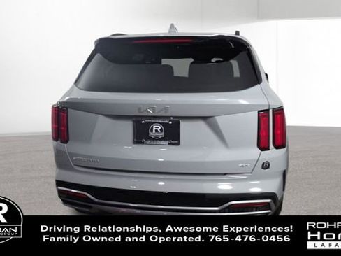 Used 2023 Kia Sorento SX AWD/4WD image 9