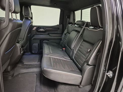 Certified 2022 GMC Sierra 1500 AT4X image 26