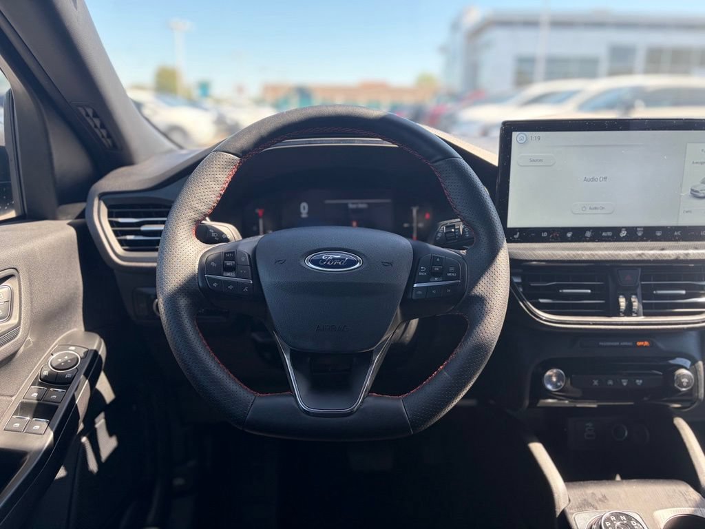 Used 2025 Ford Escape ST-Line w/ Tech Pack #1 AWD/4WD image 23