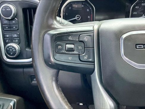 Used 2022 GMC Sierra 1500 Denali w/ Driver Alert Package II AWD/4WD image 10