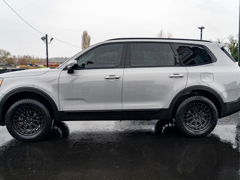 Used 2022 Kia Telluride SX w/ SX Prestige Package AWD/4WD image 13