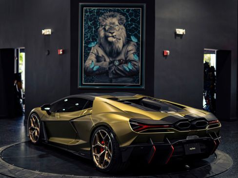 Used 2025 Lamborghini Revuelto AWD/4WD image 57