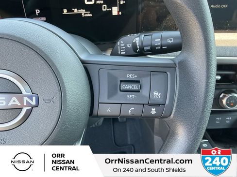New 2025 Nissan Kicks SV w/ SV Premium Package AWD/4WD image 20