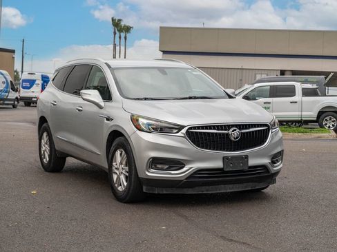 Used 2019 Buick Enclave Essence FWD image 1