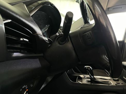 Used 2018 Chevrolet Traverse LT FWD image 26