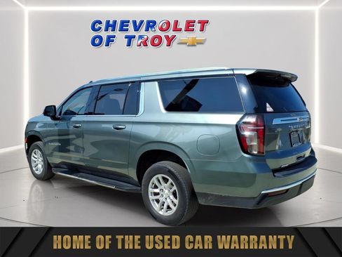Used 2023 Chevrolet Suburban LT w/ Luxury Package AWD/4WD image 7