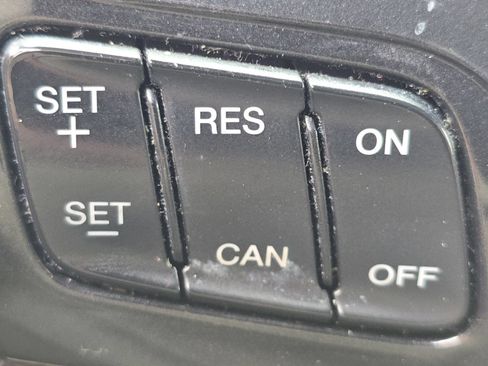 Used 2018 Ford Explorer Limited AWD/4WD image 37
