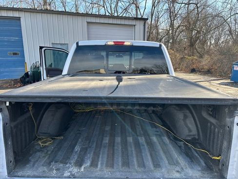 Used 2019 Ford F150 Lariat image 14