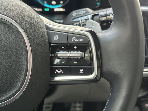 Used 2024 Kia Sorento SX Prestige image 30