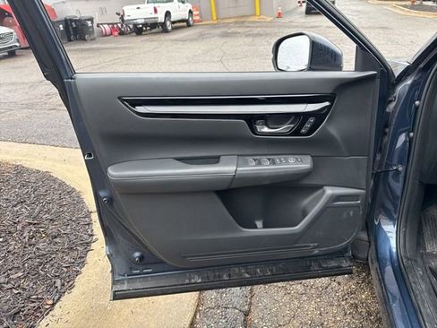 Used 2024 Honda CR-V EX-L image 26