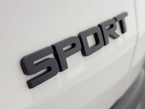 Certified 2025 Honda HR-V Sport image 33