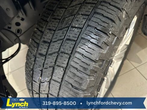 Used 2015 Ford F150 Platinum w/ Equipment Group 701A Luxury image 33