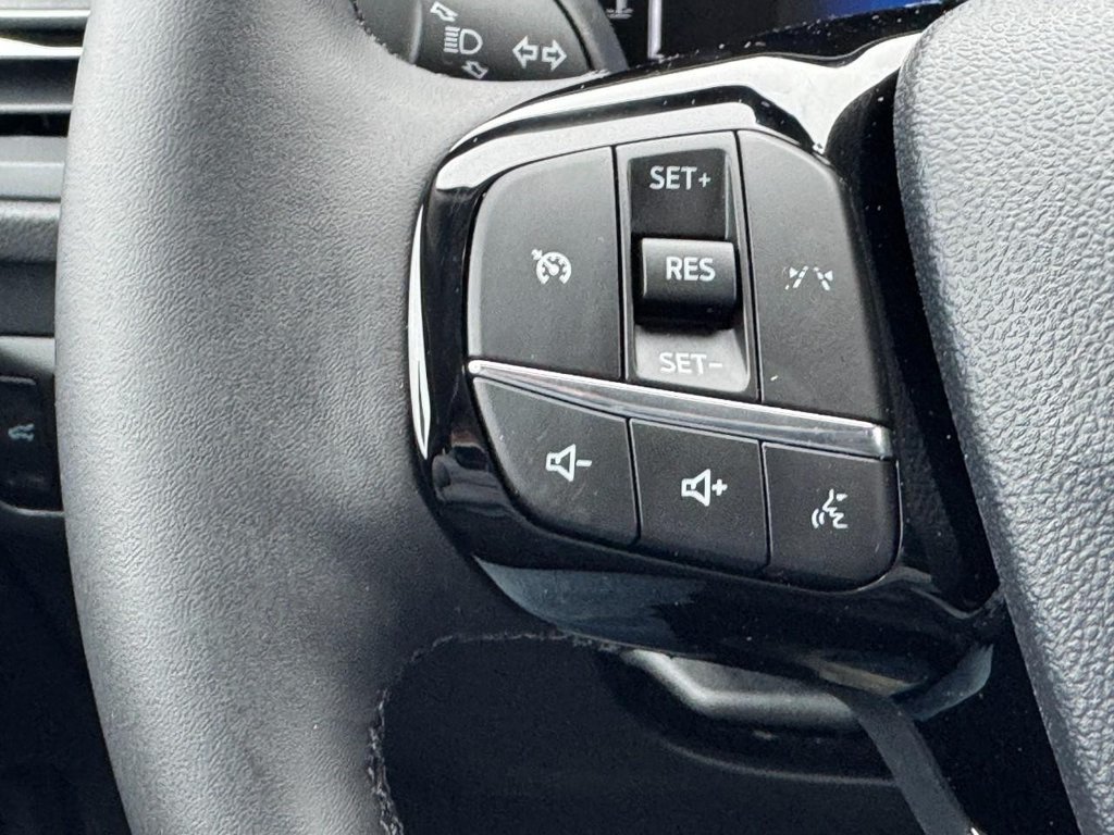 Used 2026 Ford Escape Active w/ Cold Weather Package AWD/4WD image 13