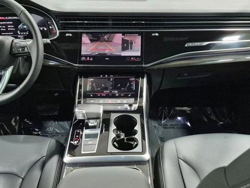 Certified 2025 Audi Q8 Premium w/ Convenience Package AWD/4WD image 13