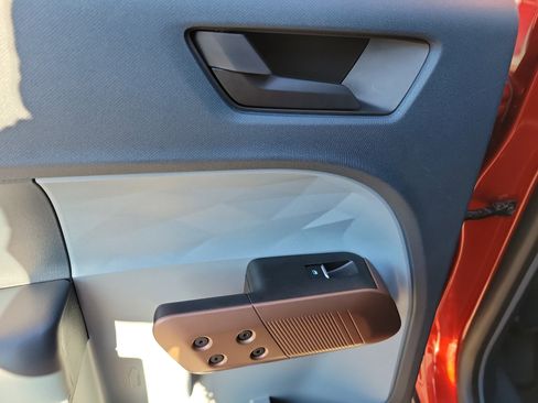 Used 2023 Ford Maverick Lariat w/ Lariat Luxury Package image 19