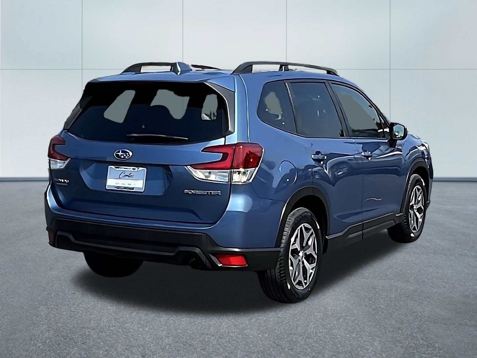 Used 2019 Subaru Forester Premium w/ All-Weather Package AWD/4WD image 6