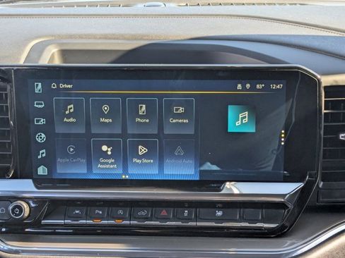 Used 2022 Chevrolet Silverado 1500 High Country w/ High Country Premium Package image 19