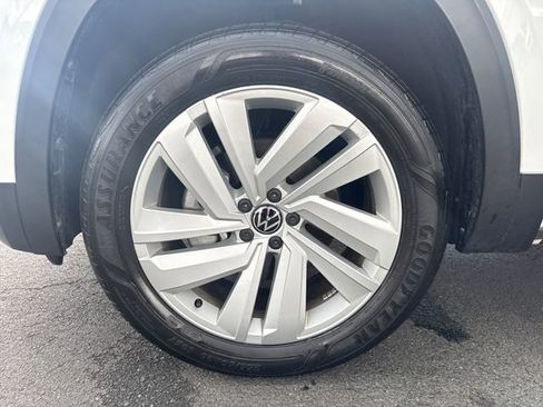 Used 2023 Volkswagen Atlas Cross Sport SE AWD/4WD image 23