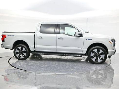 Used 2024 Ford F150 Lightning Platinum image 4