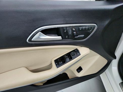 Used 2015 Mercedes-Benz CLA 250 image 20