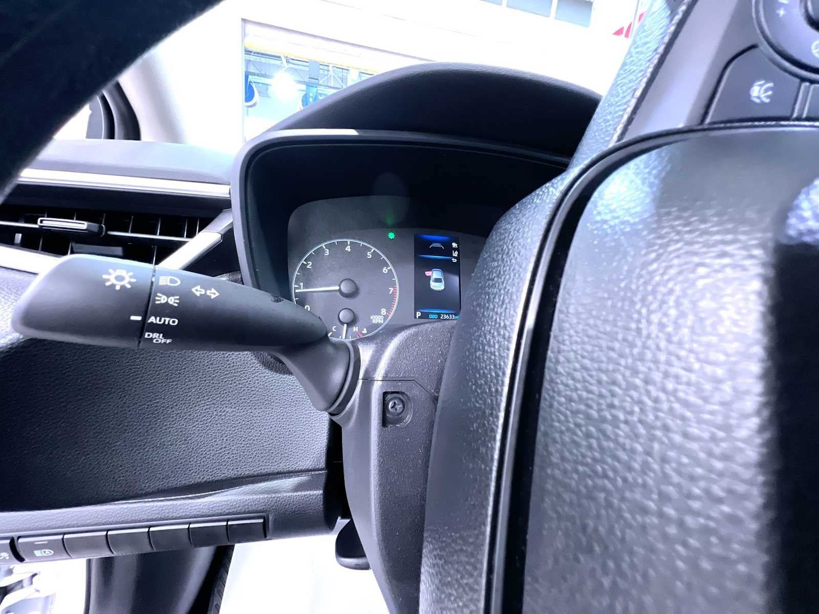 Used 2025 Toyota Corolla LE FWD image 18