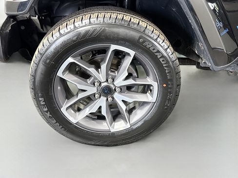 Used 2024 Jeep Wrangler Sport S AWD/4WD image 38