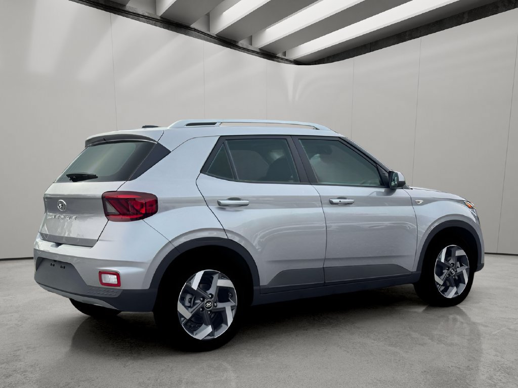 Certified 2026 Hyundai Venue SEL FWD image 7