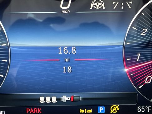 New 2026 Mercedes-Benz GLE 350 4MATIC image 23