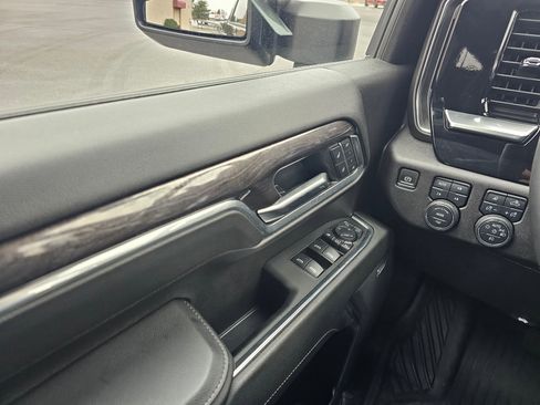 Used 2025 Chevrolet Silverado 3500 LTZ image 29