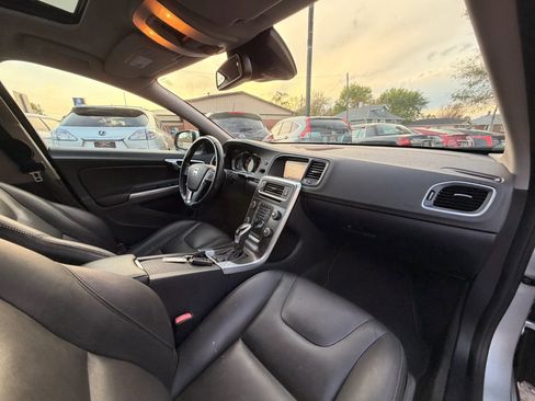Used 2015 Volvo V60 T5 Platinum AWD/4WD image 19
