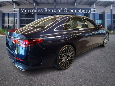 New 2026 Mercedes-Benz E 350 4MATIC Sedan image 4
