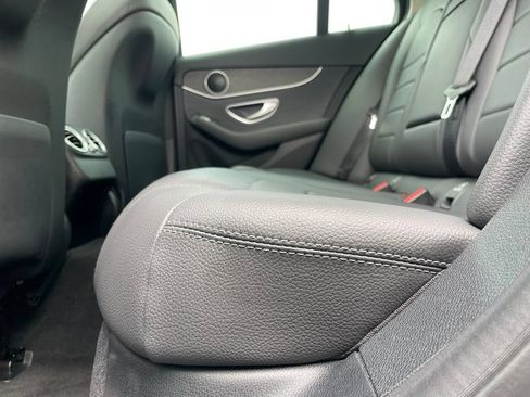 Used 2019 Mercedes-Benz C 300 Sedan image 38