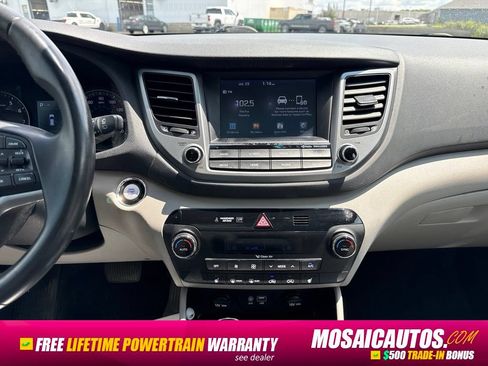 Used 2018 Hyundai Tucson Value FWD image 15