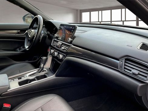Used 2022 Honda Accord Sport image 21