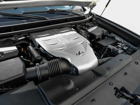 Used 2017 Lexus GX 460 Premium image 53